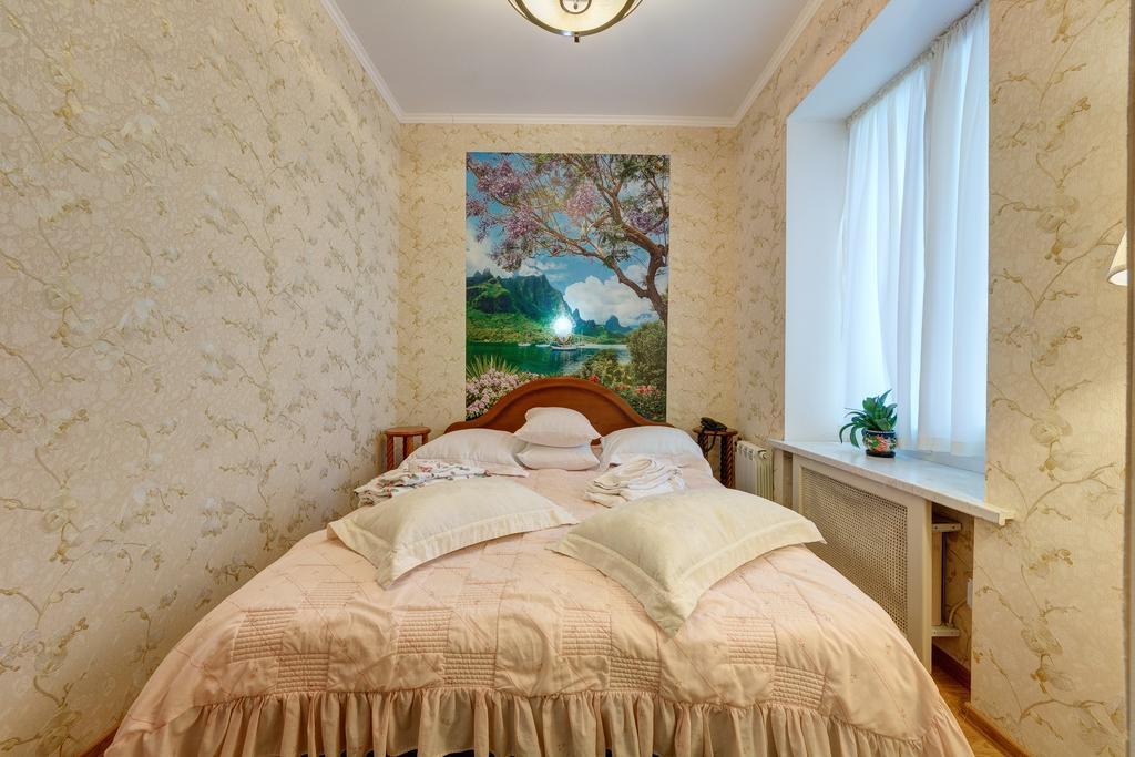 Aleksandria Hotel Kiev Buitenkant foto