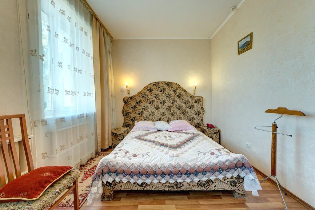 Aleksandria Hotel Kiev Buitenkant foto