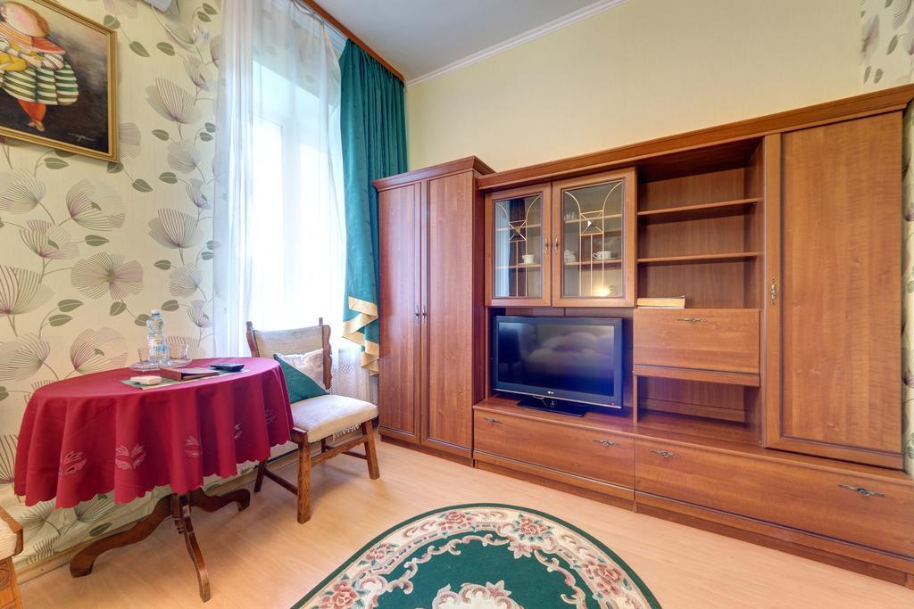 Aleksandria Hotel Kiev Buitenkant foto