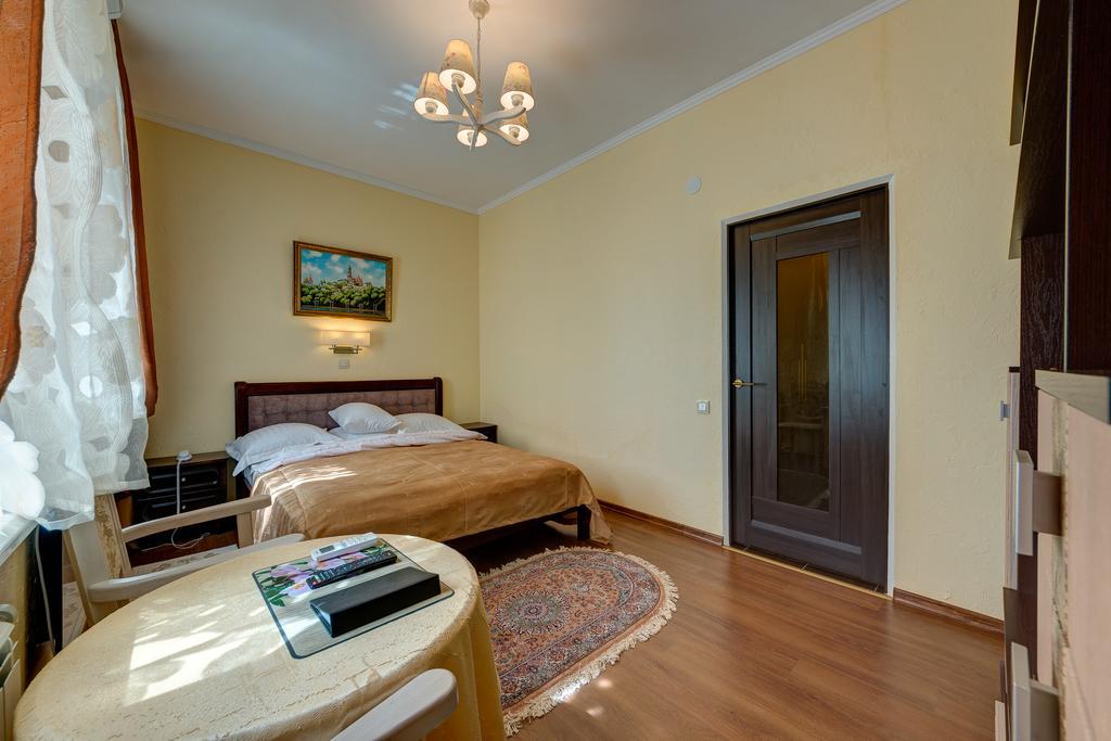 Aleksandria Hotel Kiev Buitenkant foto