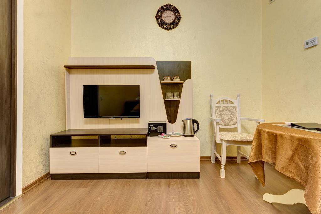 Aleksandria Hotel Kiev Buitenkant foto