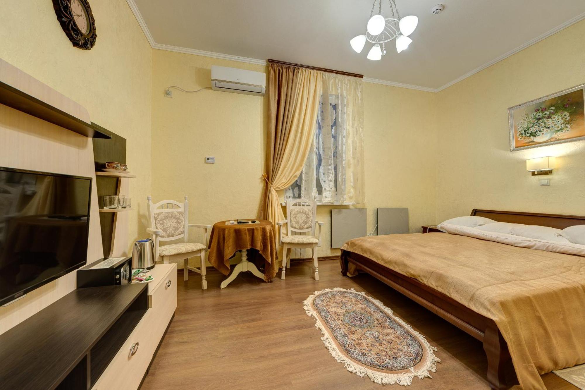 Aleksandria Hotel Kiev Buitenkant foto